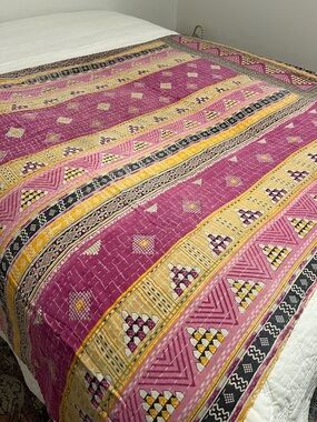 KANTHA QUILT HANDCRAFTED LIGHTWEIGHT REVERSIBLE BLANKET THROW BEDDING FROM INDIA